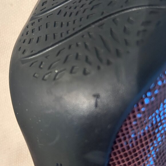 NEW (NWOT) Easy Spirit Airey burgundy leather pumps sz 7 - Picture 12 of 13